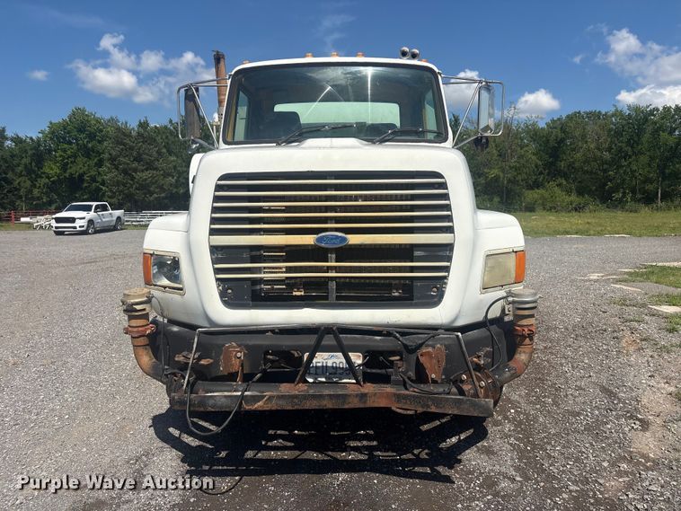 image for item DJ7934 1995 Ford L8000 water truck