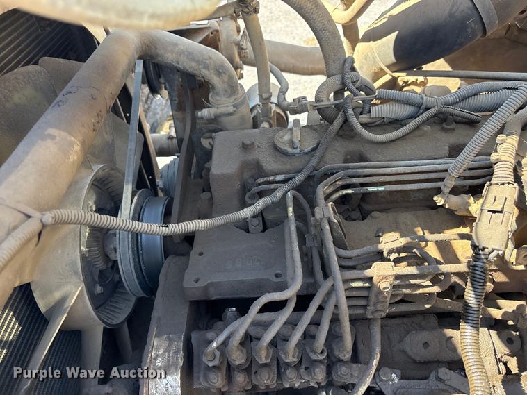 image for item DJ7934 1995 Ford L8000 water truck