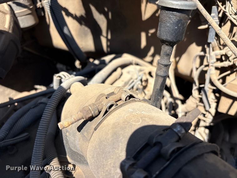 image for item DJ7934 1995 Ford L8000 water truck