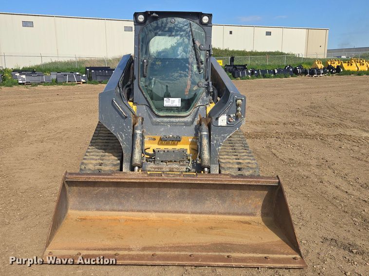 image for item DP8986 2021 John Deere 333G tracked skid steer loader