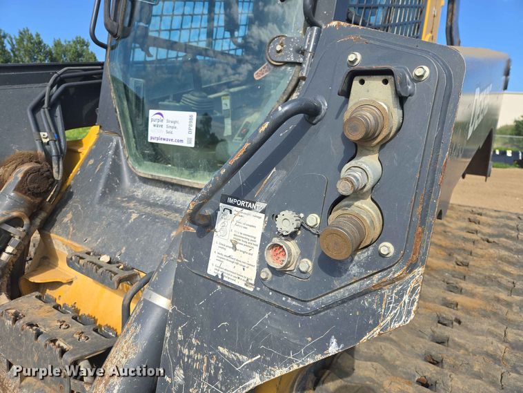 image for item DP8986 2021 John Deere 333G tracked skid steer loader