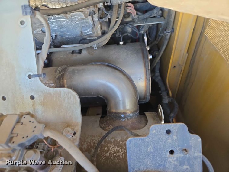 image for item DP8986 2021 John Deere 333G tracked skid steer loader