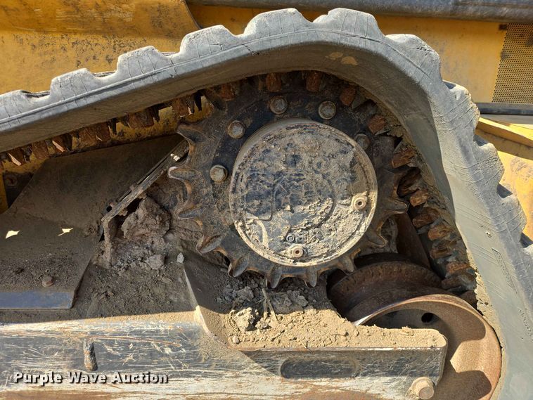image for item DP8986 2021 John Deere 333G tracked skid steer loader