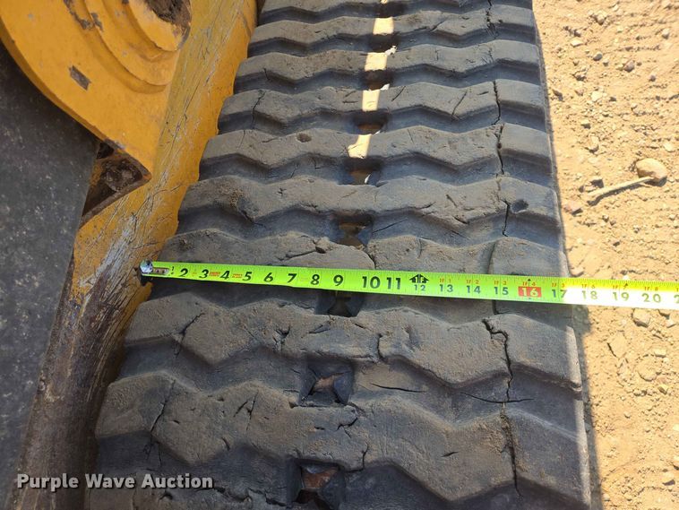 image for item DP8986 2021 John Deere 333G tracked skid steer loader