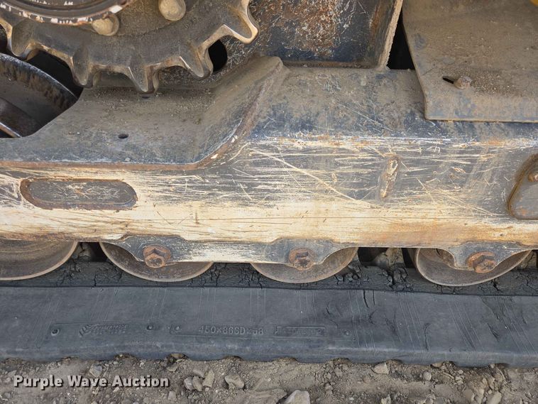 image for item DP8987 2022 John Deere 333G tracked skid steer loader