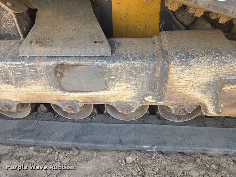 image for item DP8987 2022 John Deere 333G tracked skid steer loader