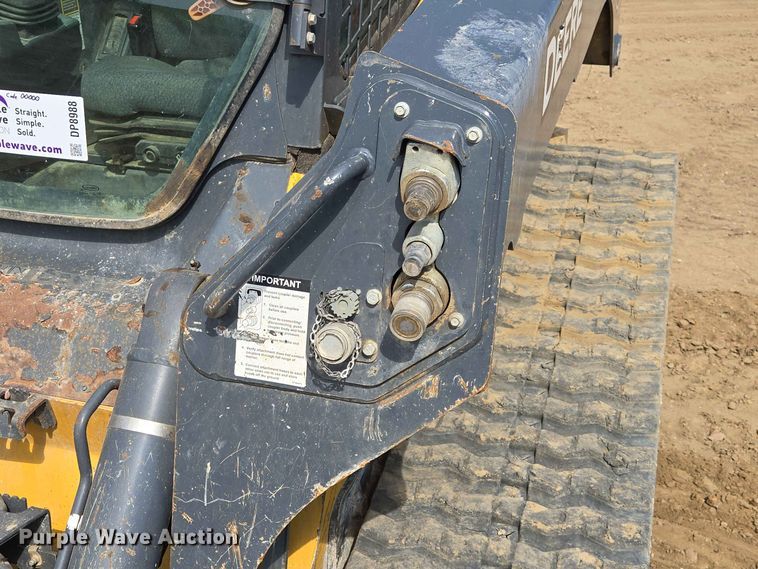 image for item DP8988 2022 John Deere 333G tracked skid steer loader