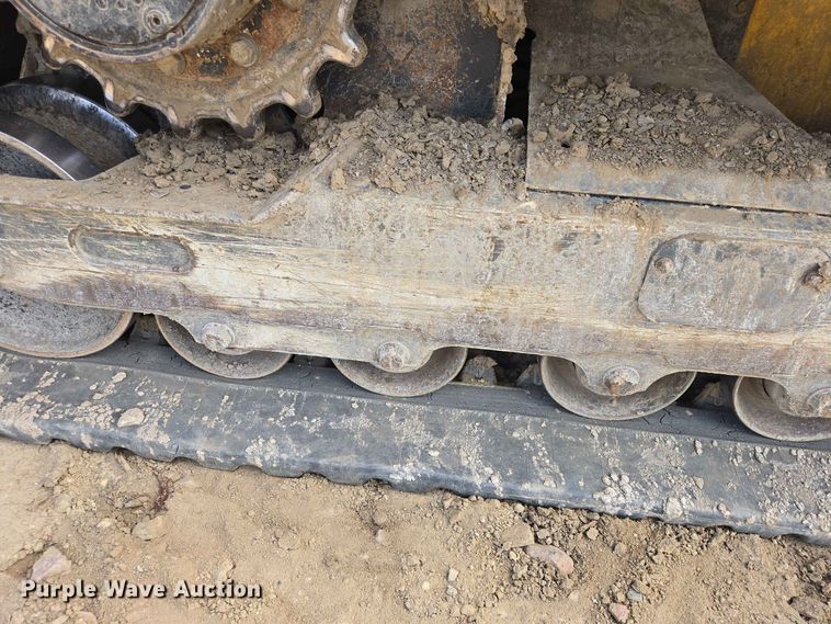 image for item DP8988 2022 John Deere 333G tracked skid steer loader