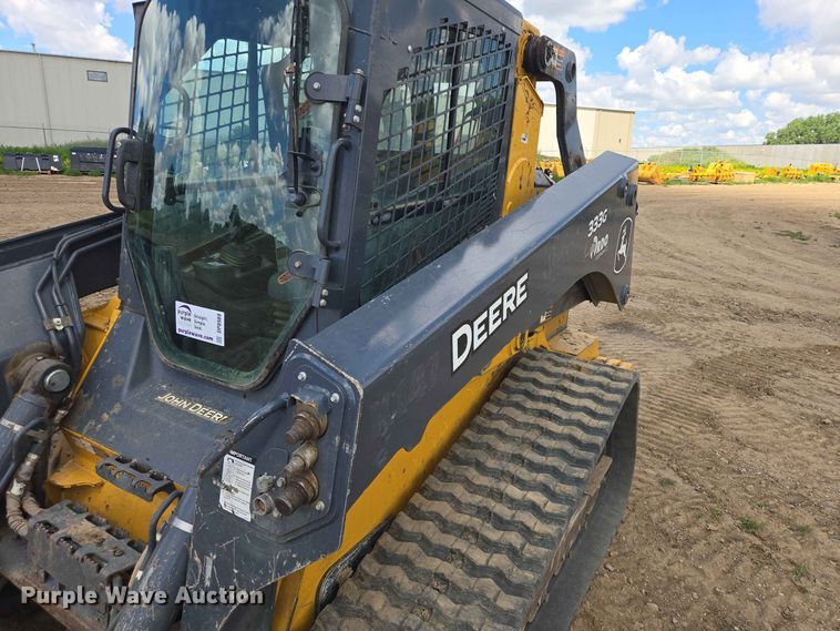 image for item DP8989 2022 John Deere 333G tracked skid steer loader