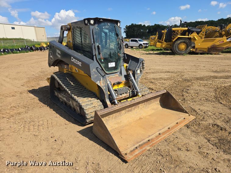 image for item DP8990 2022 John Deere 333G tracked skid steer loader