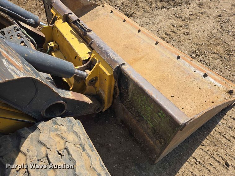 image for item DP8990 2022 John Deere 333G tracked skid steer loader