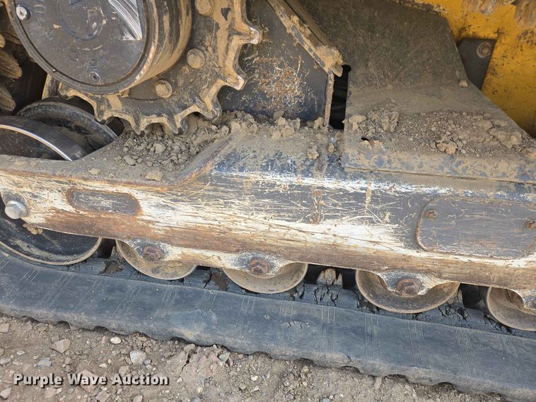 image for item DP8990 2022 John Deere 333G tracked skid steer loader