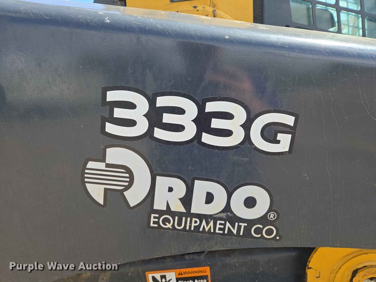 image for item DP8990 2022 John Deere 333G tracked skid steer loader