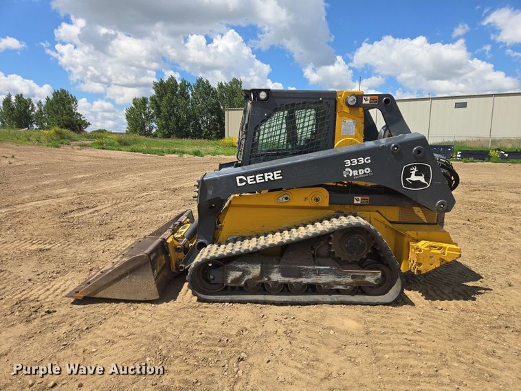 image for item DP8991 2022 John Deere 333G tracked skid steer loader