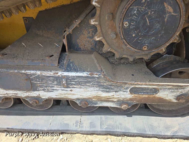 image for item DP8991 2022 John Deere 333G tracked skid steer loader