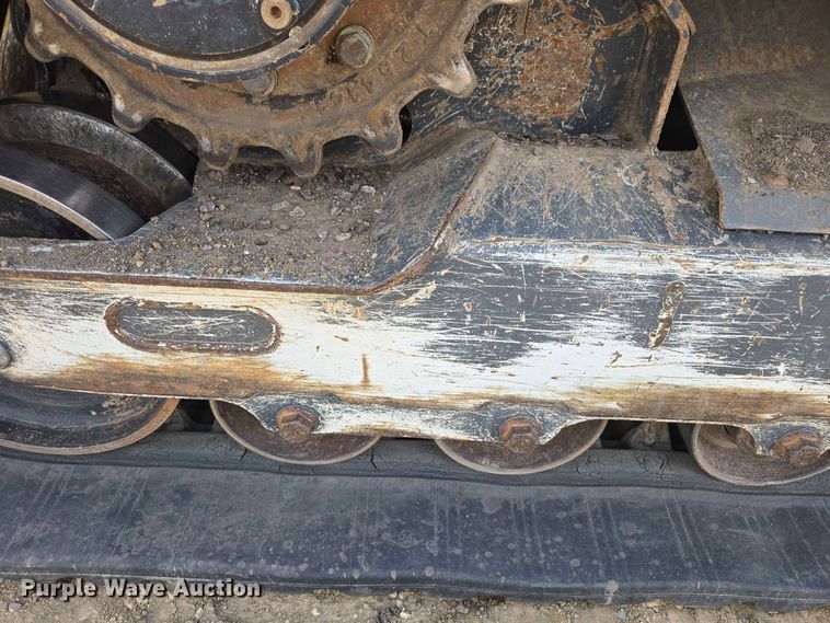image for item DP8991 2022 John Deere 333G tracked skid steer loader