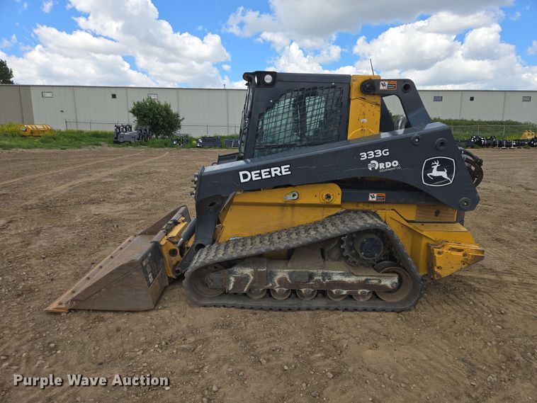 image for item DP8992 2022 John Deere 333G tracked skid steer loader