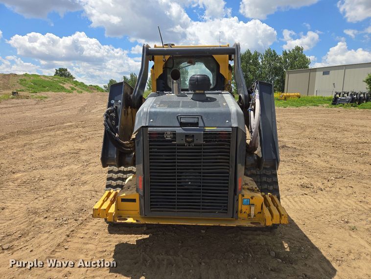 image for item DP8993 2022 John Deere 333G tracked skid steer loader
