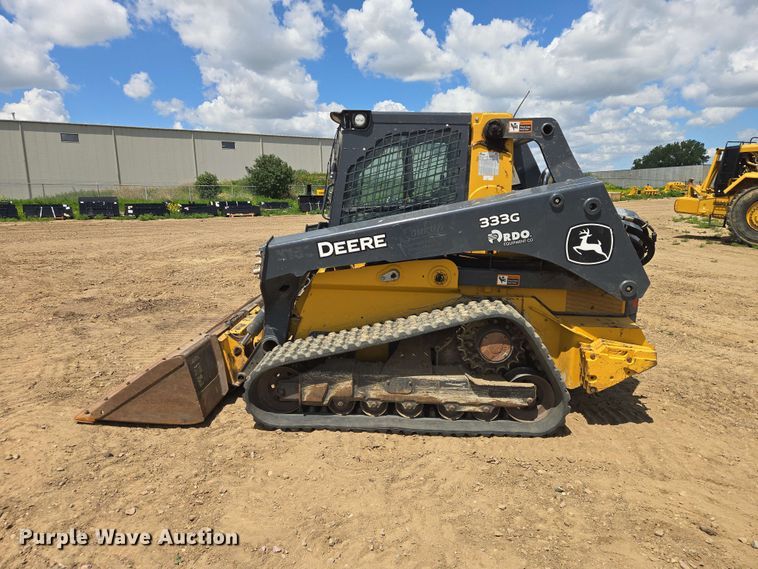 image for item DP8993 2022 John Deere 333G tracked skid steer loader