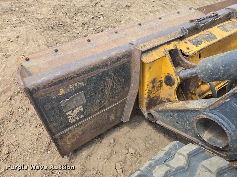 image for item DP8993 2022 John Deere 333G tracked skid steer loader