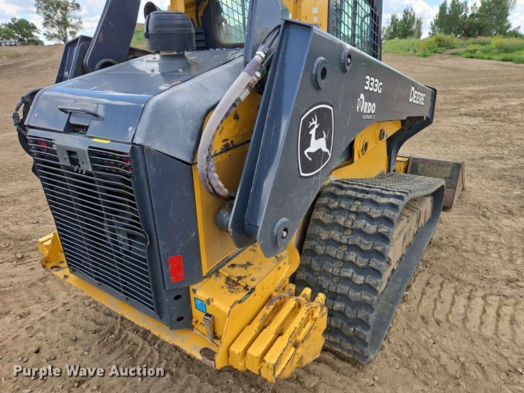 image for item DP8993 2022 John Deere 333G tracked skid steer loader