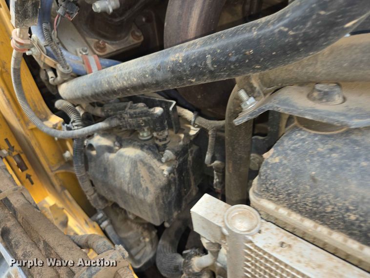 image for item DP8993 2022 John Deere 333G tracked skid steer loader