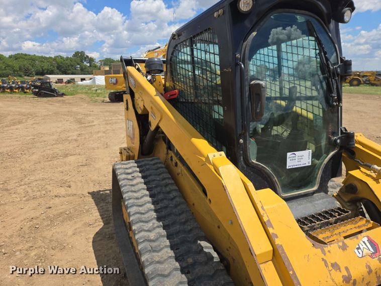 image for item DP8994 2020 Caterpillar 299D3 tracked skid steer loader