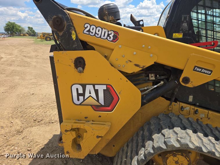 image for item DP8994 2020 Caterpillar 299D3 tracked skid steer loader