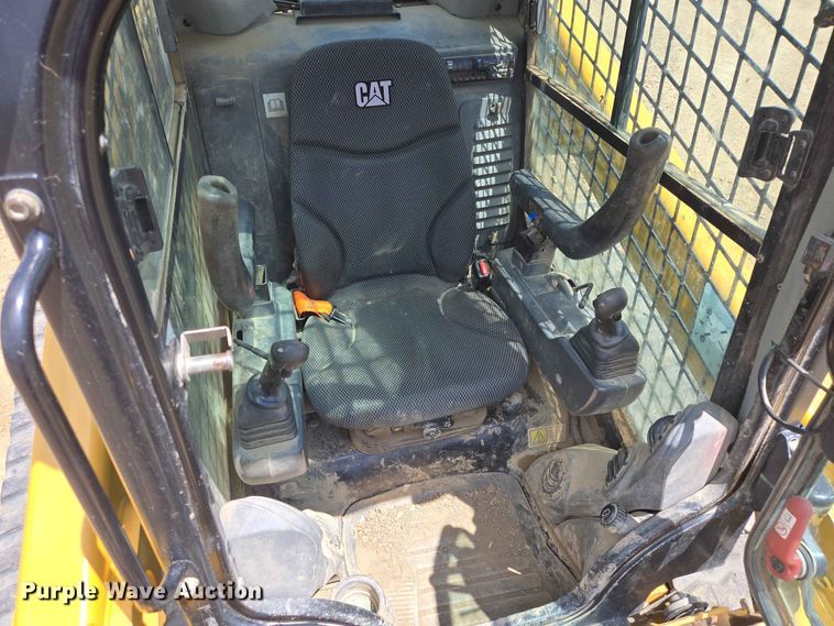 image for item DP8994 2020 Caterpillar 299D3 tracked skid steer loader