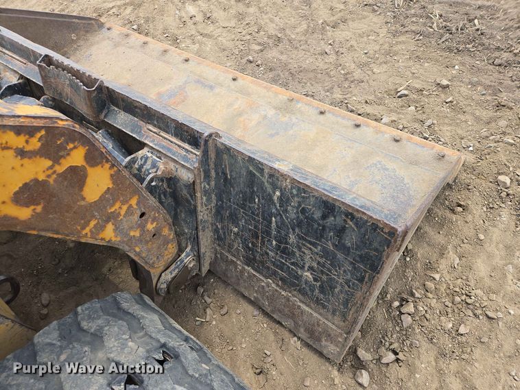 image for item DP8995 2012 Caterpillar 279C tracked skid steer loader
