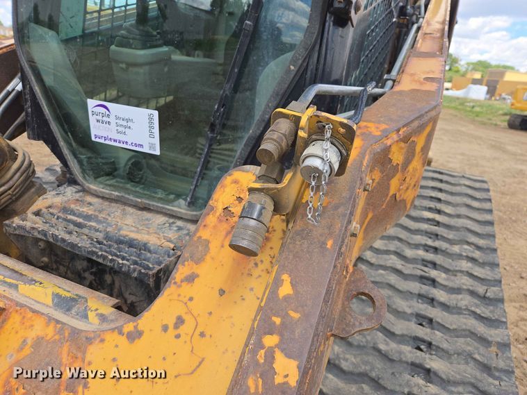 image for item DP8995 2012 Caterpillar 279C tracked skid steer loader