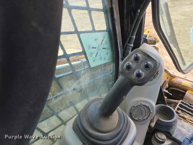 image for item DP8995 2012 Caterpillar 279C tracked skid steer loader