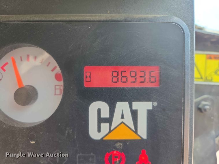 image for item DP8995 2012 Caterpillar 279C tracked skid steer loader