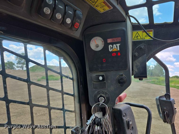 image for item DP8995 2012 Caterpillar 279C tracked skid steer loader