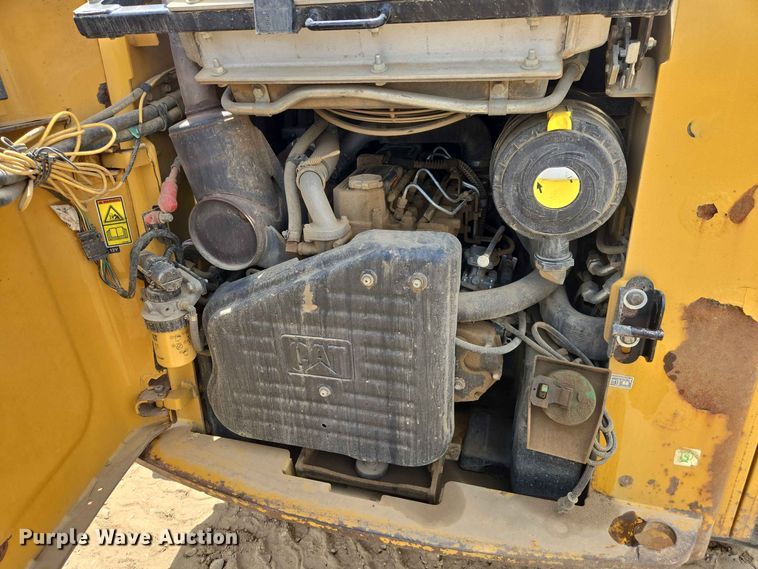 image for item DP8995 2012 Caterpillar 279C tracked skid steer loader