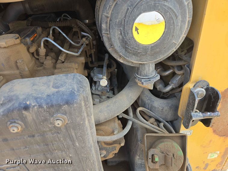 image for item DP8995 2012 Caterpillar 279C tracked skid steer loader