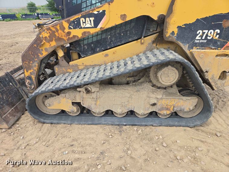 image for item DP8995 2012 Caterpillar 279C tracked skid steer loader