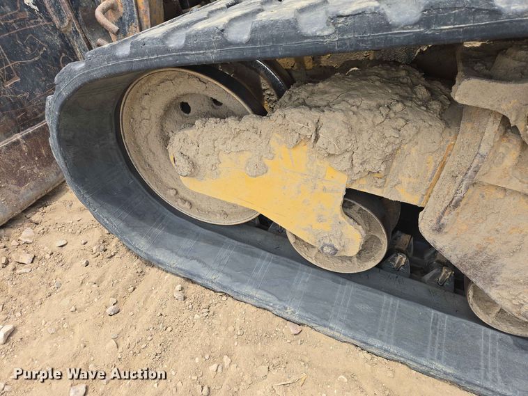 image for item DP8995 2012 Caterpillar 279C tracked skid steer loader