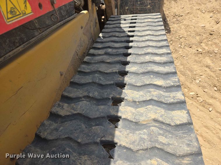 image for item DP8995 2012 Caterpillar 279C tracked skid steer loader