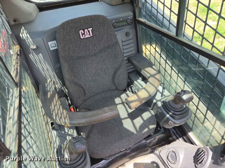 image for item DP8996 2014 Caterpillar 299DXHP tracked skid steer loader