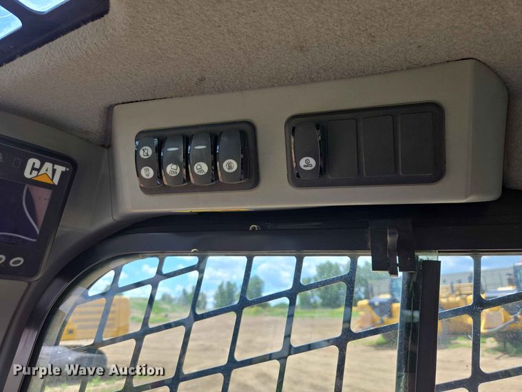 image for item DP8996 2014 Caterpillar 299DXHP tracked skid steer loader