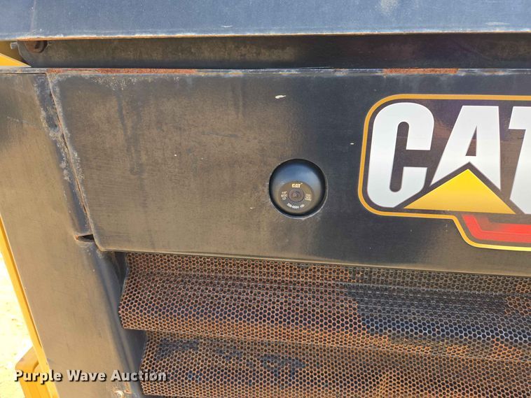image for item DP8997 2020 Caterpillar 272D3 skid steer loader