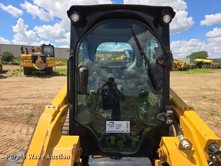 image for item DP8997 2020 Caterpillar 272D3 skid steer loader