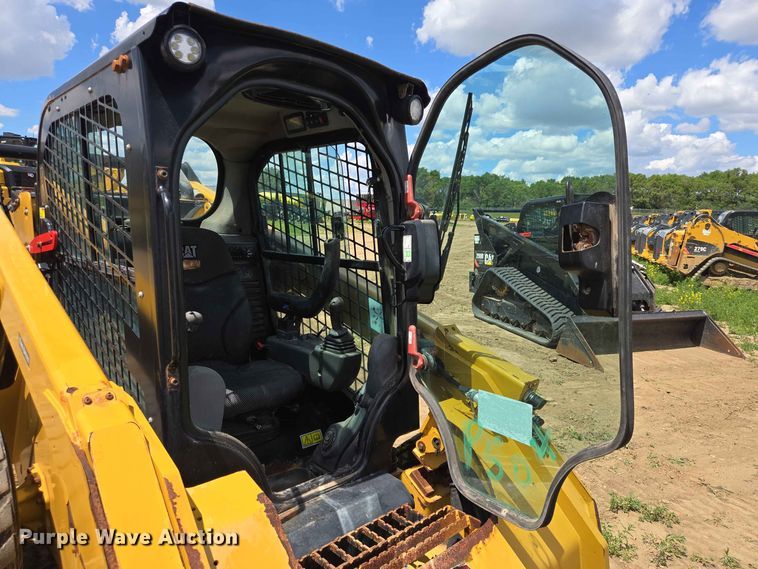 image for item DP8997 2020 Caterpillar 272D3 skid steer loader