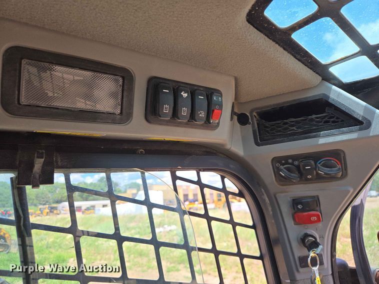 image for item DP8997 2020 Caterpillar 272D3 skid steer loader