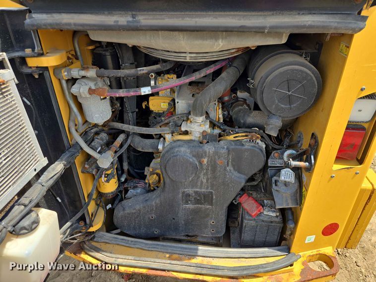 image for item DP8997 2020 Caterpillar 272D3 skid steer loader