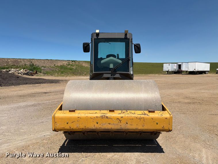 image for item DQ0009 2013 Volvo SD115D single drum vibratory roller