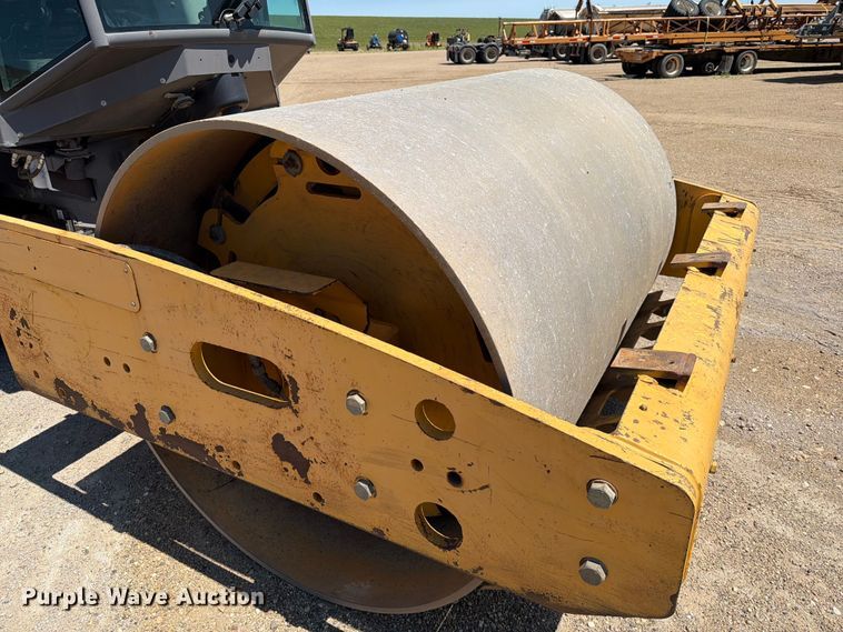 image for item DQ0009 2013 Volvo SD115D single drum vibratory roller