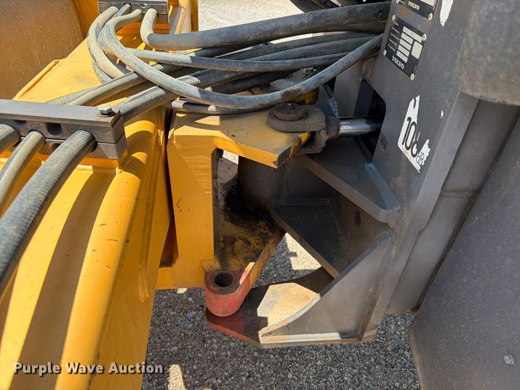 image for item DQ0009 2013 Volvo SD115D single drum vibratory roller