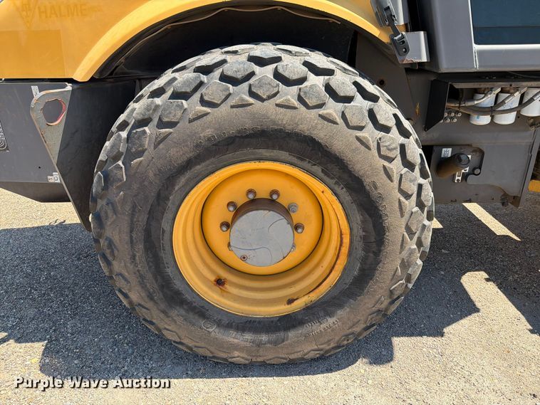 image for item DQ0009 2013 Volvo SD115D single drum vibratory roller